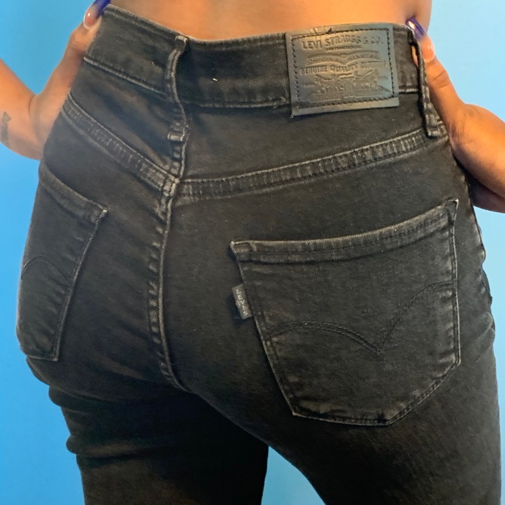 PREMIUM Levi’s 724 High Rise Straight Crop Jeans
